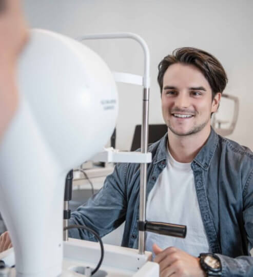 Laser, Kunde, Augenlaser Centrum St. Gallen, Dr. Schüller